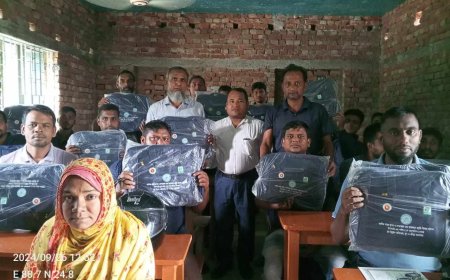 নওগাঁর মান্দায় ইমপ্যাক্ট বায়োগ্যাস প্রযুক্তি বিষয়ক প্রশিক্ষণ শেষে উপকরন সামগ্রী ও সনদ বিতরণ