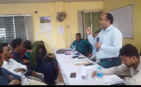 কমলনগরে প্রগতি লাইফ ইন্স্যুরেন্স এর মাসিক কর্মী মিটিং ও গ্রাহক সমাবেশ অনুষ্ঠিত