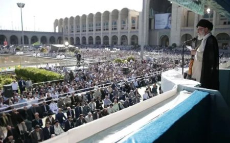 ৫ বছর পর জুমার খুতবা, মুসলমানদের উদ্দেশ্যে যে বার্তা দিলেন খামেনি