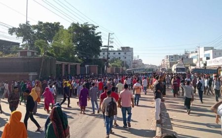 সড়ক আটকে আন্দোলন জনদুর্ভোগ তৈরি করে দাবি জানানো বন্ধ হোক