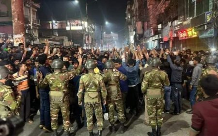 চিন্ময় কৃষ্ণ দাসকে আটকের প্রতিবাদে রংপুরে বিক্ষোভ