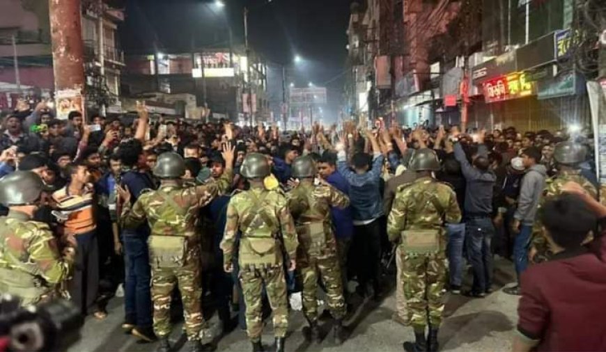 চিন্ময় কৃষ্ণ দাসকে আটকের প্রতিবাদে রংপুরে বিক্ষোভ