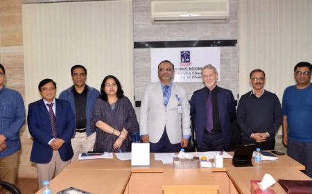 ঢাবি উপাচার্যের সঙ্গে যুক্তরাষ্ট্রের ফুলব্রাইট বিশেষজ্ঞের সাক্ষাৎ