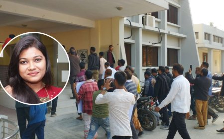 ছাত্র-জনতার তোপের মুখে অফিস ছাড়লেন ইউএনও