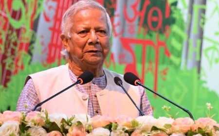 মাতৃভাষার জন্য জীবনদানের এমন ঘটনা পৃথিবীর ইতিহাসে নজিরবিহীন: ড. ইউনূস