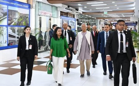 চীনের উদ্দেশে ঢাকা ছেড়েছেন প্রধান উপদেষ্টা