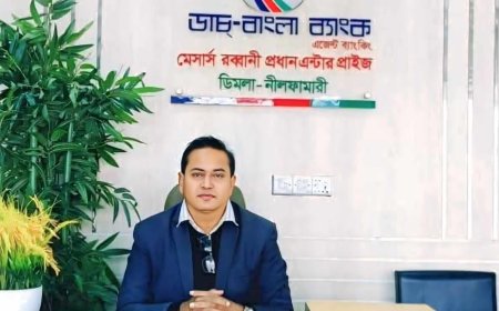 ডিমলায় ট্রাফিকের দায়িত্ব পালন করে প্রশংসায় ভাসছেন বিএনপি নেতা গোলাম রব্বানী