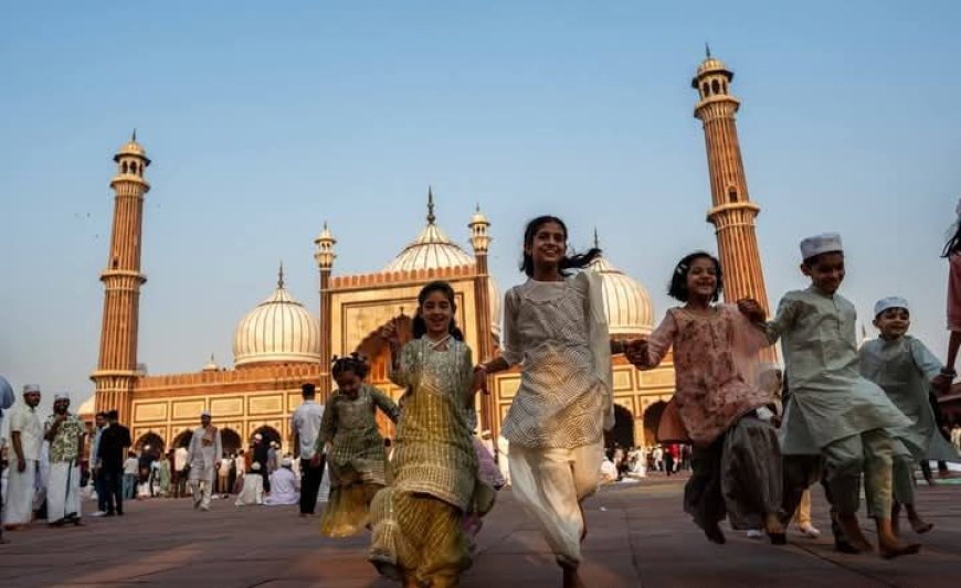 ঈদুল আজহার শুভেচ্ছায় ভালোবাসার ছোঁয়া — ওয়াহিম হোছাইন