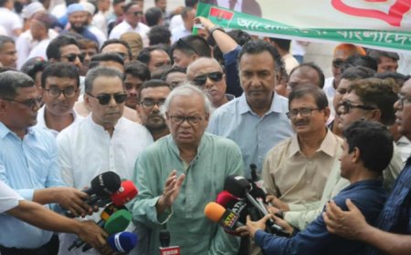 আওয়ামী আমলের প্রশাসন দিয়ে সুষ্ঠু নির্বাচন সম্ভব নয়: রিজভী